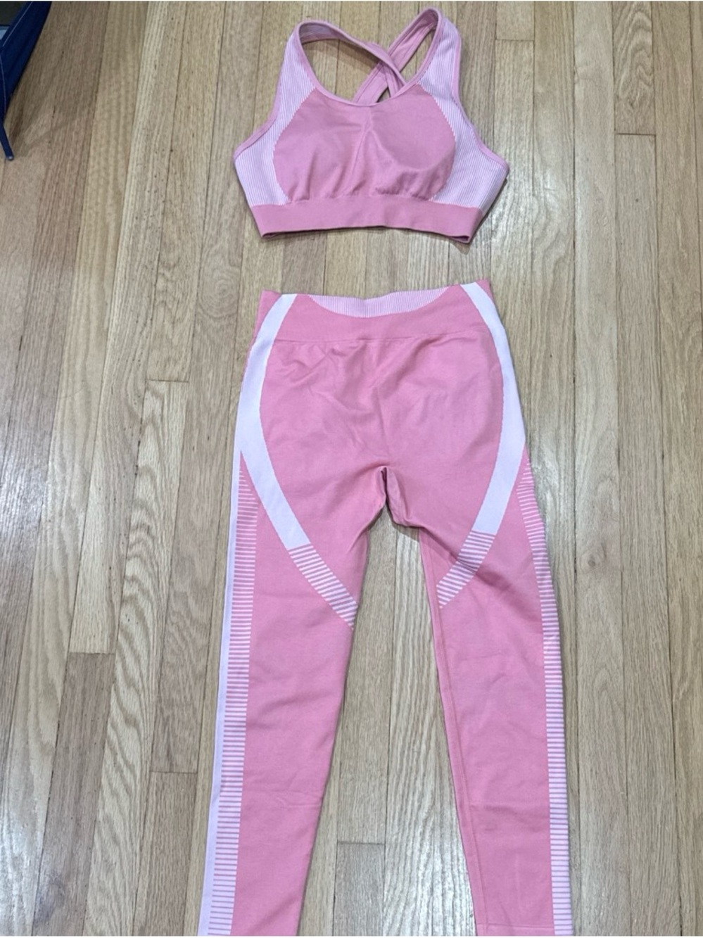 Women’s Pink Seamless Performance Leggings and Sports Bra Workout Set